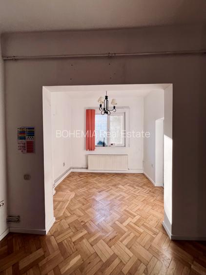 Apartament cu garaj propriu – intrare separată | Etaj 1/2 - 9