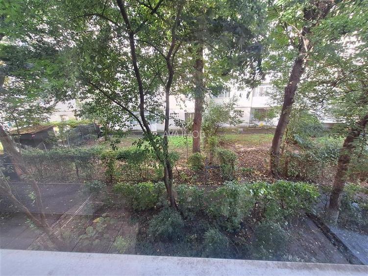 Apartament 3 camere, etaj 1, mobilat, zona Orizont - 12