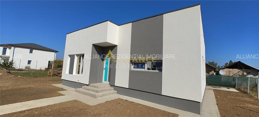 Casa individuala - 3 camere - 310 mp teren - 3