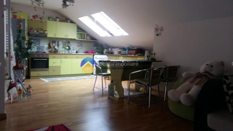 Casa + spatiu comercial la pret de apartament  ,  Precista - Piatra Neamt - 11