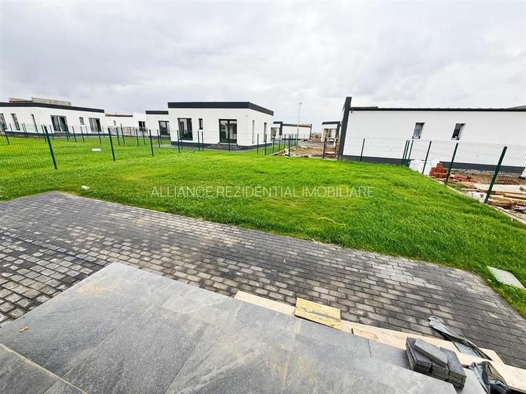Vila cu 4 camere în ansamblu rezidential exclusiv - Comuna Berceni - 3