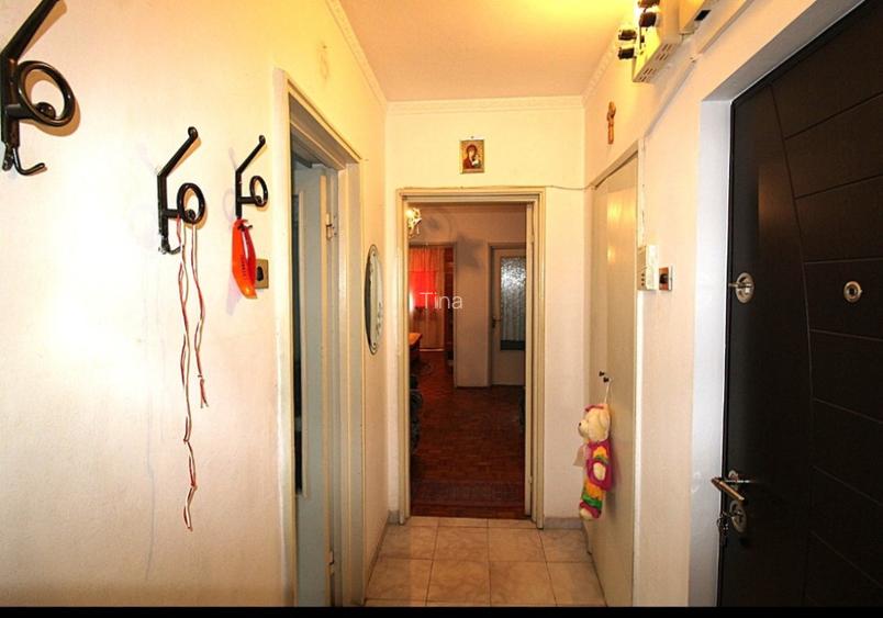 Privat ofer spre vanzare apartament 3 camere - 2