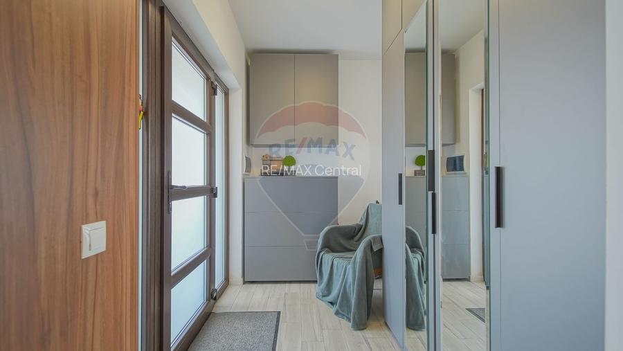 Vilă modernă, cu garaj, panouri și pompă de căldură, Cristian - 23