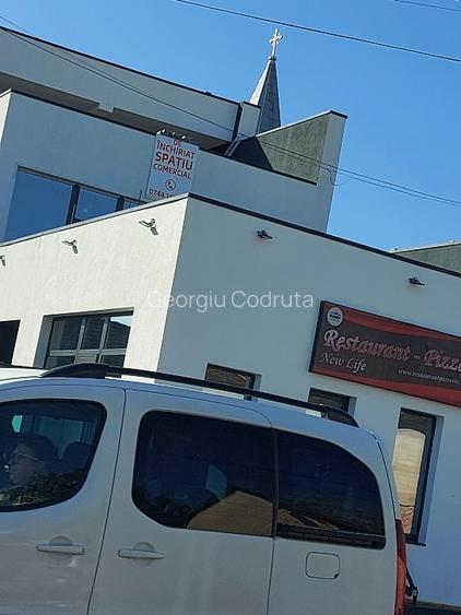 Închiriez spațiu comercial  - 4