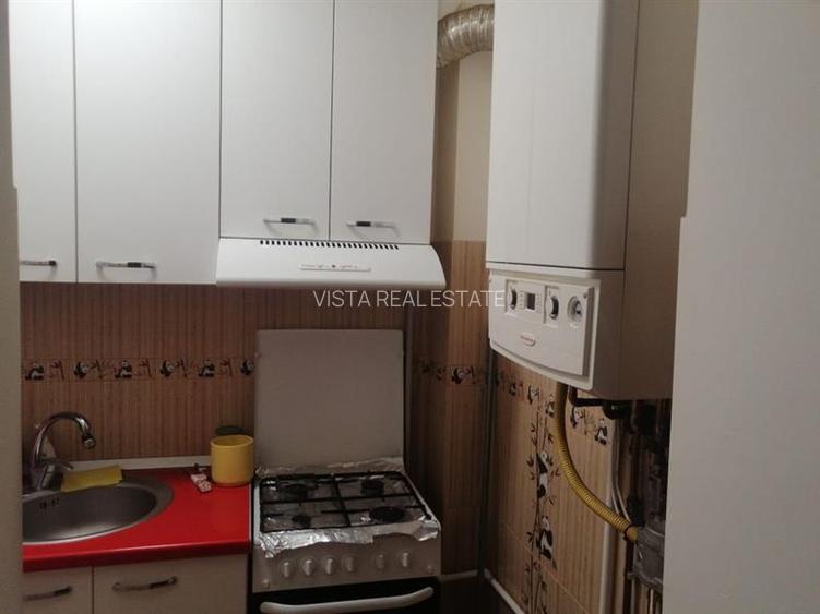 Garsoniera renovata etaj 2, in Astra, Brasov - 6