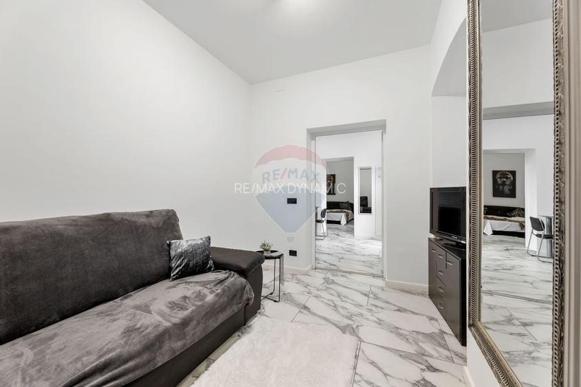 Apartament de lux, ultracentral cu 2 camere - 4