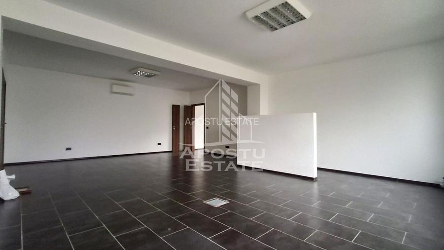 Spatiu comercial cu etaj, pentru activitati diverse - 15