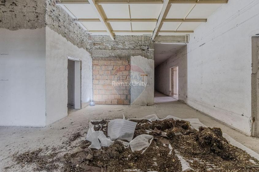 Spațiu industrial de 2060mp cu teren de 3358mp de vânzare Str Turnului - 50