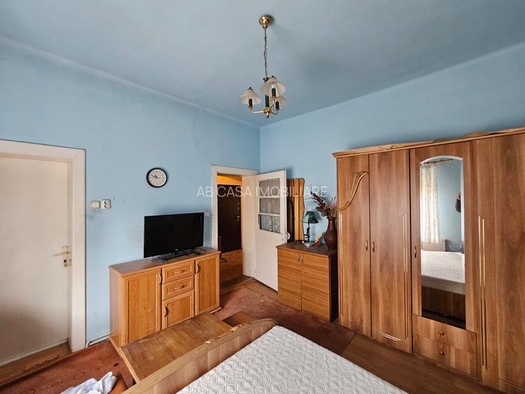 Ap în casă cu 2 ap, curte comună și grădină, C Bogdăneștilor, comision 0% - 3