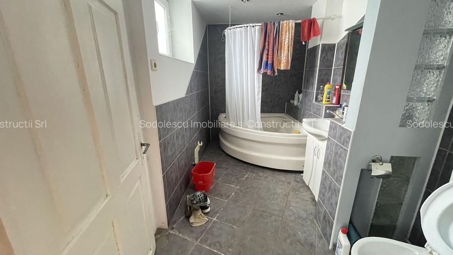 Casa cu teren de 915 mp și front de 20 ml - 12