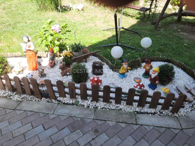 Casa -vila de vanzare, zona turistica, teren 750 mp - 3