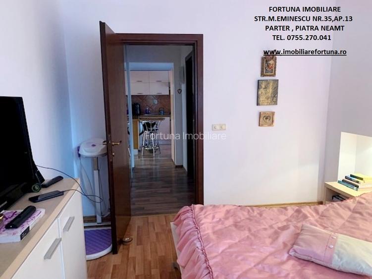 Apartament 3 camere, etaj 1, cu boxa in proprietate, zona Scoala nr.2 - 9