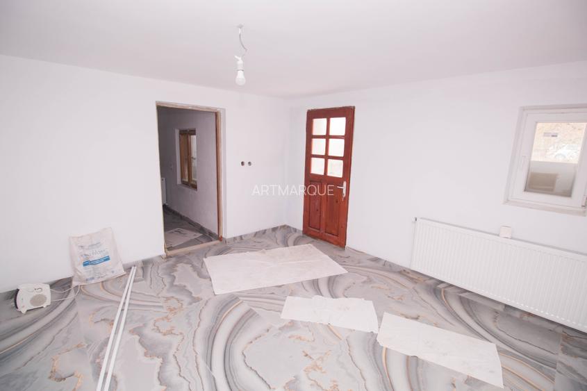 Casa de vanzare in Poiana Tapului – vedere la munte, renovata - 6