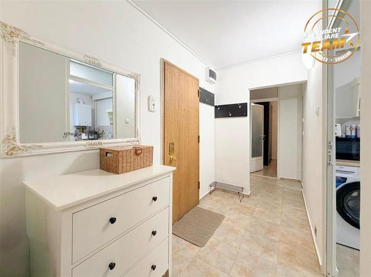 Proprietate si cu acces privat, 50mp, rezidential/ birouri/ comercial, Central,