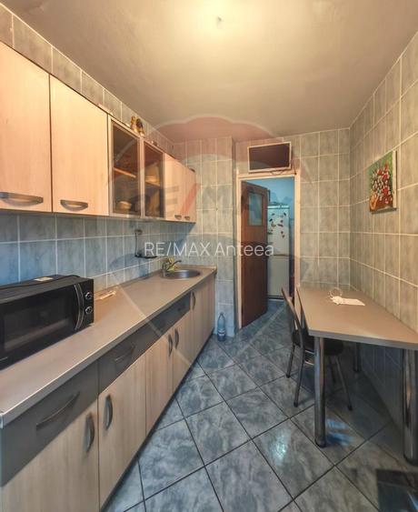 Apartament  3 camere metrou 1 Decembrie 1918 - strada Mizil - 2
