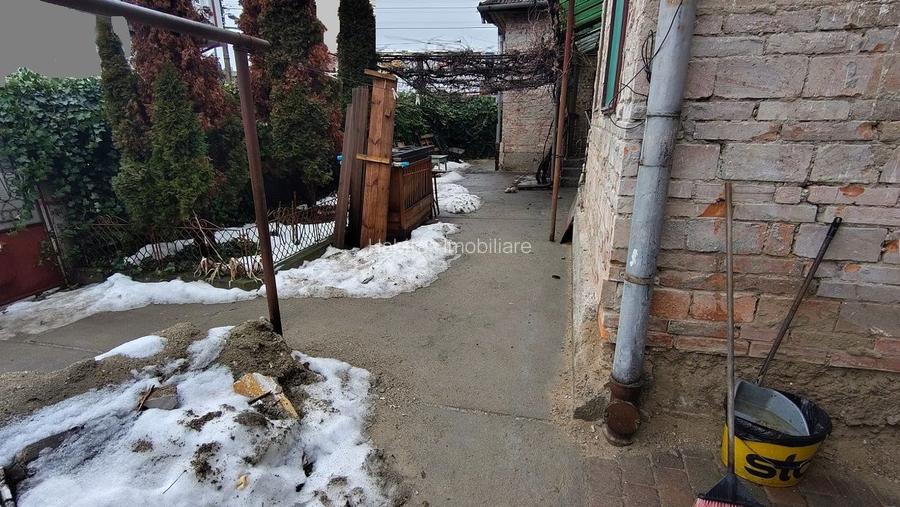 Casa cu potential comercial - 130 mp, teren  274 mp - Dâmbul Rotund - 13