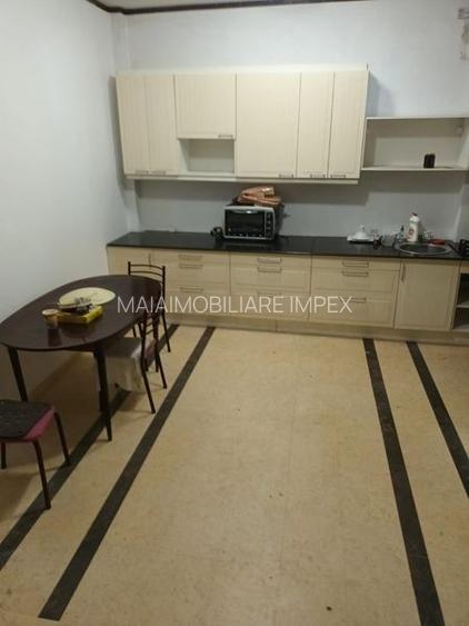 Vila de inchiriat - 6