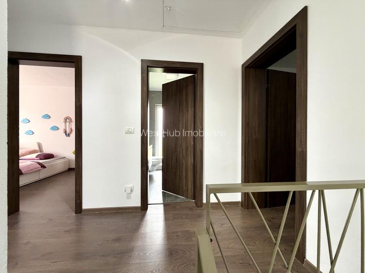 Duplex despartit prin garaj, 5 camere, 137 mp utili - Dumbravita - 18