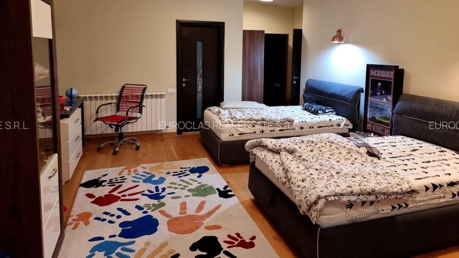 Unicat! Penthouse Mamaia Central - 690.000 euro (E8) - 16