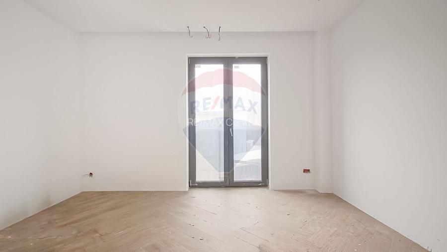 Apartament 3 Camere Premium cu 2 Balcoane – Elegant House, Brașov - 9