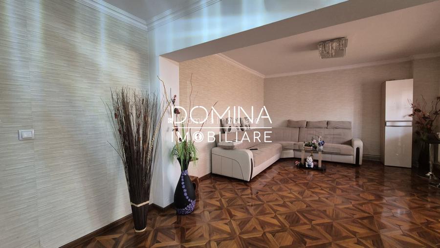 Vânzare apartament 4 camere *ULTRACENTRAL* situat în Târgu Jiu, strada Unirii - 2