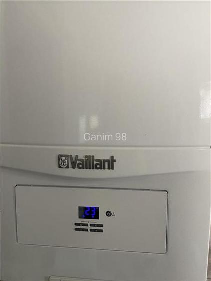 Apartament 3 camere , zona Gara- str Longinescu ,76 mp ,2 balcoane - 4