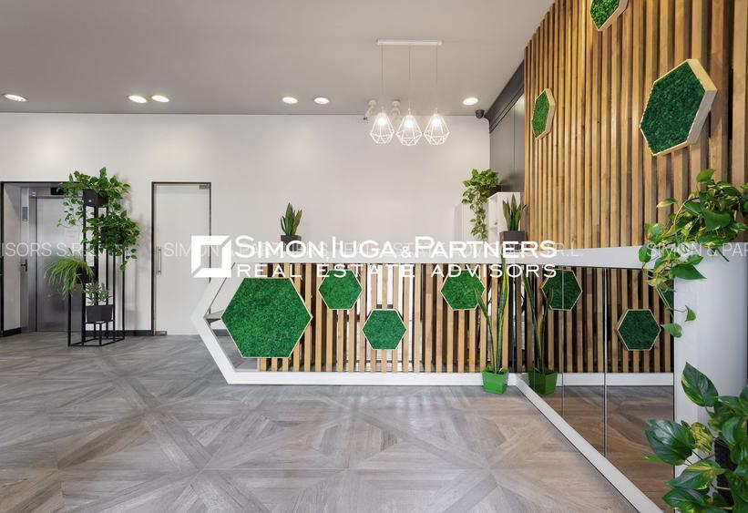 Birouri ultracentral cu restaurant la parter - 4