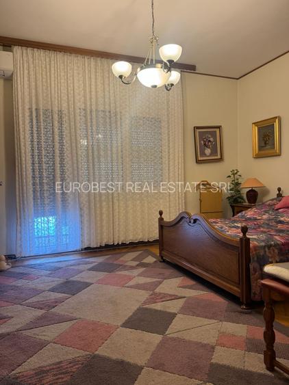 Vanzare vila situata pe malul Lacului Snagov, gradina si piscina, teren 1520 mp, - 11