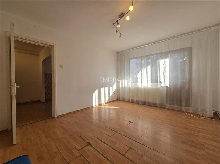Apartament 2 camere de vanzare in Bacau, etaj 3, Str. Cornisa Bistritei - 6
