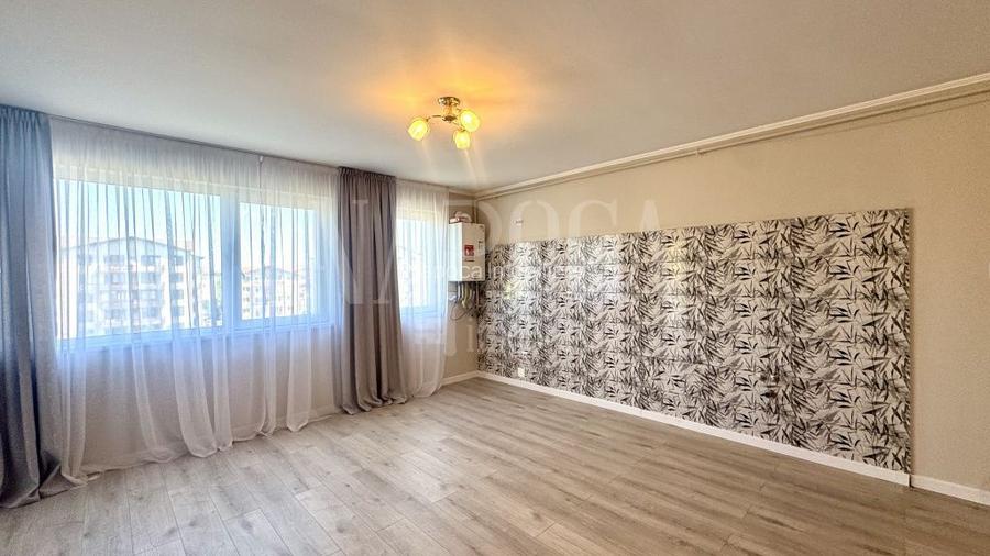 Apartament 3 camere de vanzare in Floresti - 2