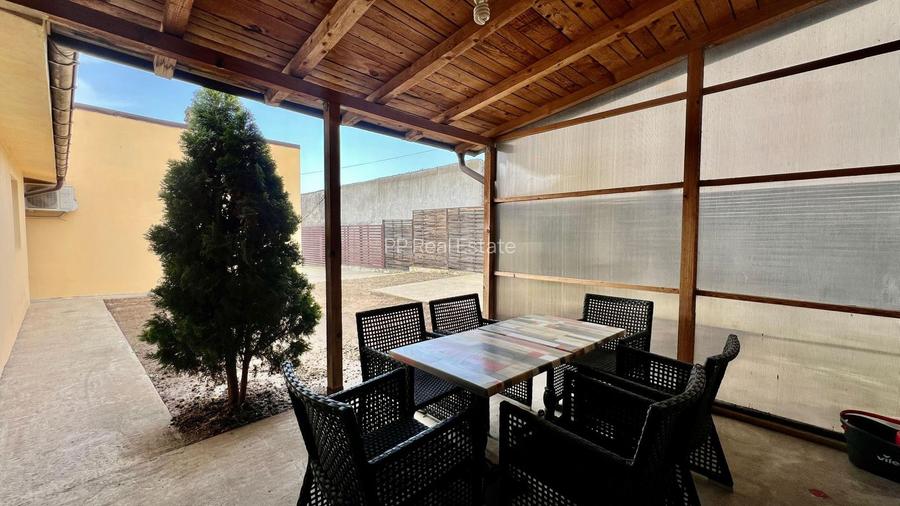 Anadalchioi- zona de case -Casa parter (doua corpuri)+ teren 449 mp - 2