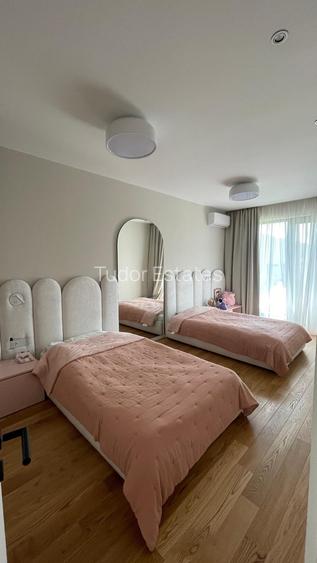 Refined Family Villa with High-End Finishes in a Private Gated Compound - 11