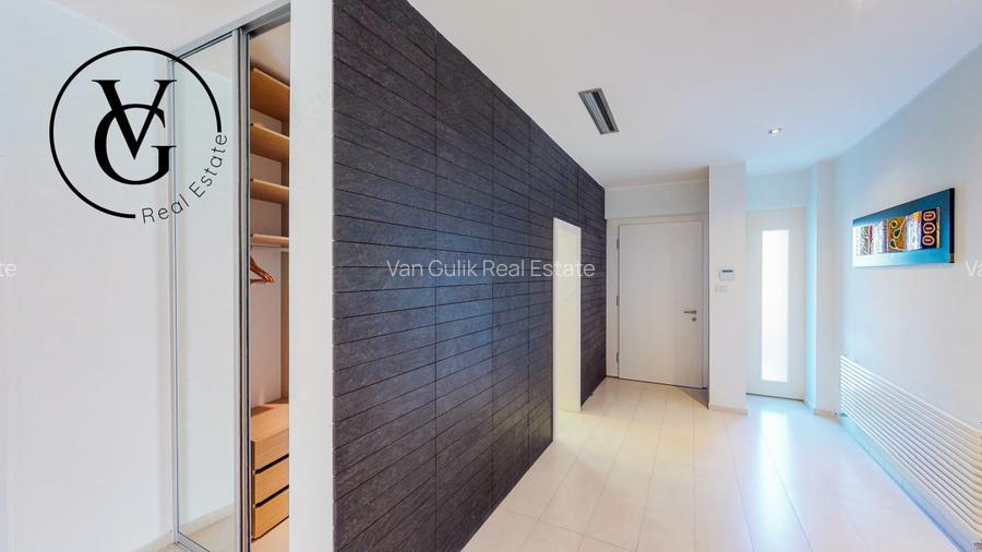 Vila unica in  Statiunea Mamaia- vedere la mare si lac - 3