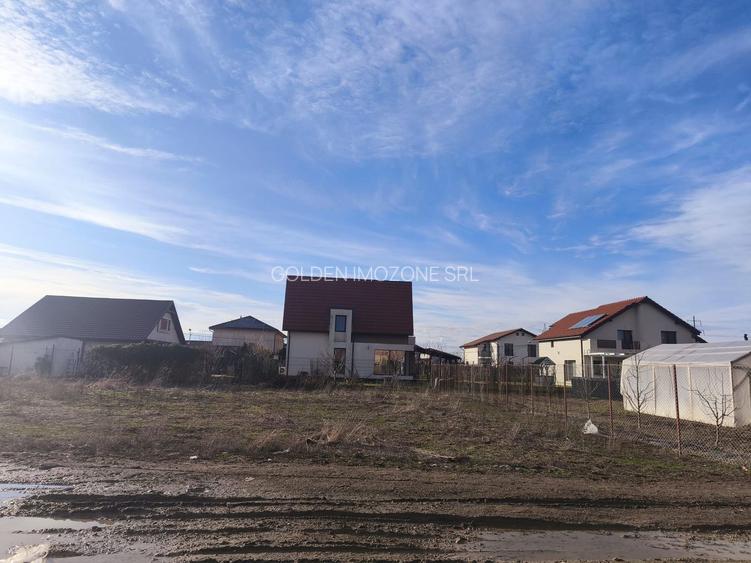 Teren intravilan de vânzare în Giroc, pe colț, 2 fronturi stradale - 4