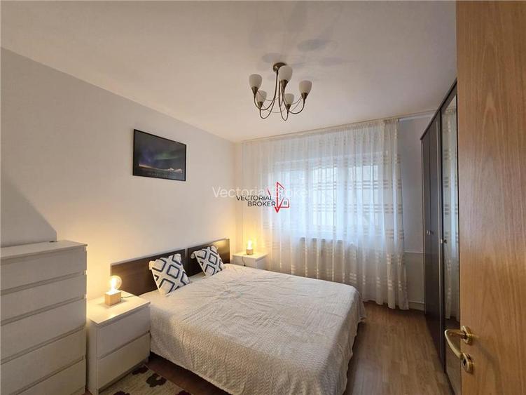 PRIMUL CHIRIAS- ParculTei Facultatea de Constructii - 10