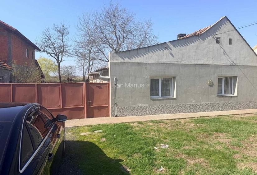 Casă de vânzare în comuna Cărpiniș jud Timis - 2