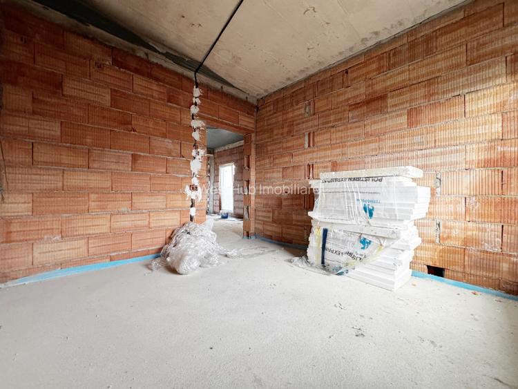 Duplex despartit prin camera tehnica, 121mp utili,350mp teren -Mosnita - 8