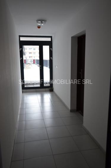 Spatiu pt birou( SAD)la  Uranus Plaza - 8