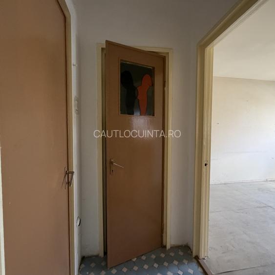 2 camere | De renovat | Drumul taberei | Romancierilor | Metrou 2' - 8
