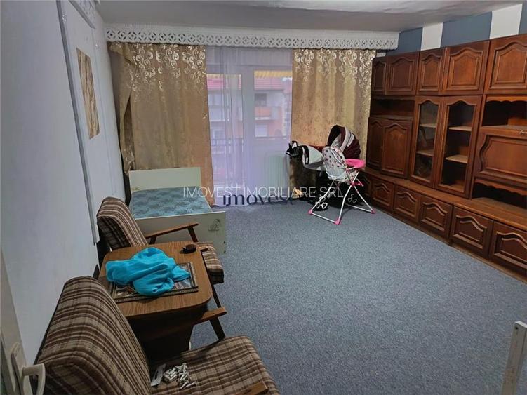 De inchiriat: Apartament cu 2 camere in zona Carpati 2 - 3