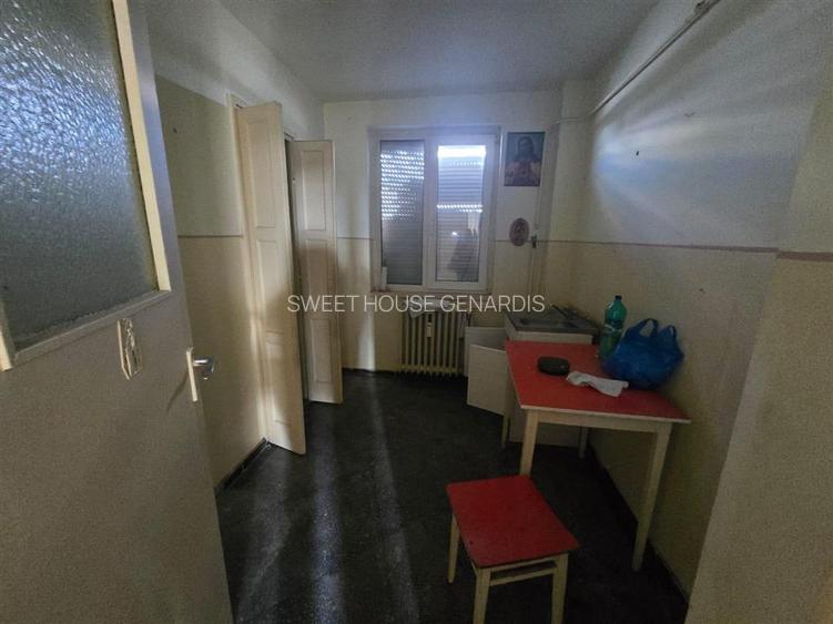 Apartament cu 2 camere  de vanzare  in Fagaras etaj 4 - 6