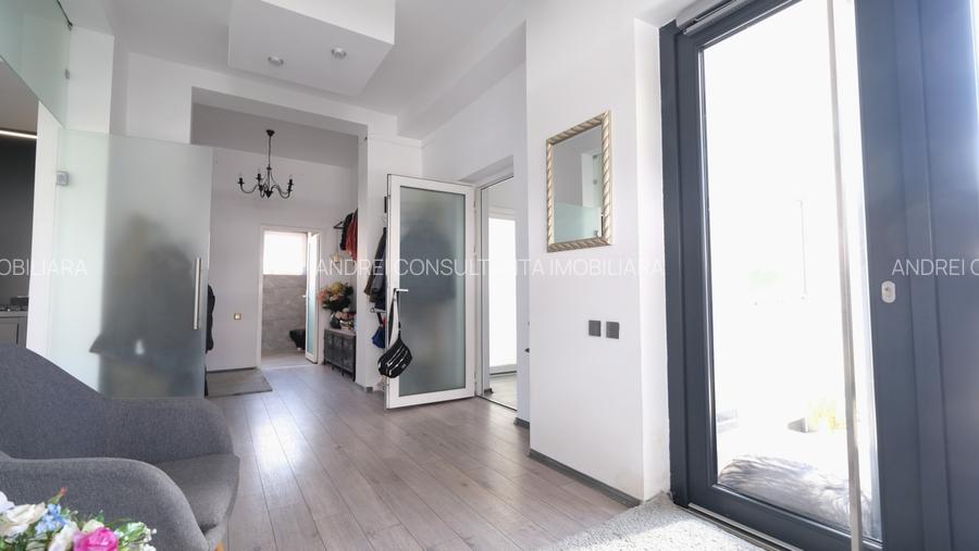 Vanzare Ultracentral orasul Piatra Neamt compus din 3000 mp teren si 4 cladiri - 9