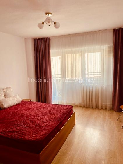 Garsoniera Nerva Traian, 5 minute de metrou, mobilată si utilată complet, libera - 2