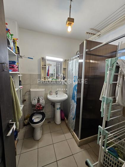 Apartament 3 camere , 58 mp , balcon , loc parcare , zona Tineretului - 6