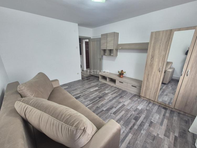 Inchiriere garsoniera decomandata Etajul 1  zona Astra Str.Sitarului - 3
