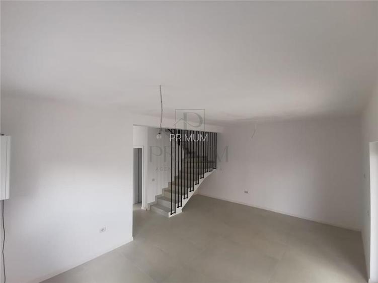 Duplex superb - zona foarte buna - toate utilitatile - gata de mutat - 22