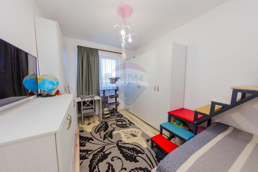 Casă super finisata de vanzare în sat Sasar / schimb cu Apartament - 36