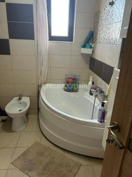 2 Camere, etaj 2, 75 mp, parcare inclusa -Family Market Bucium - 4