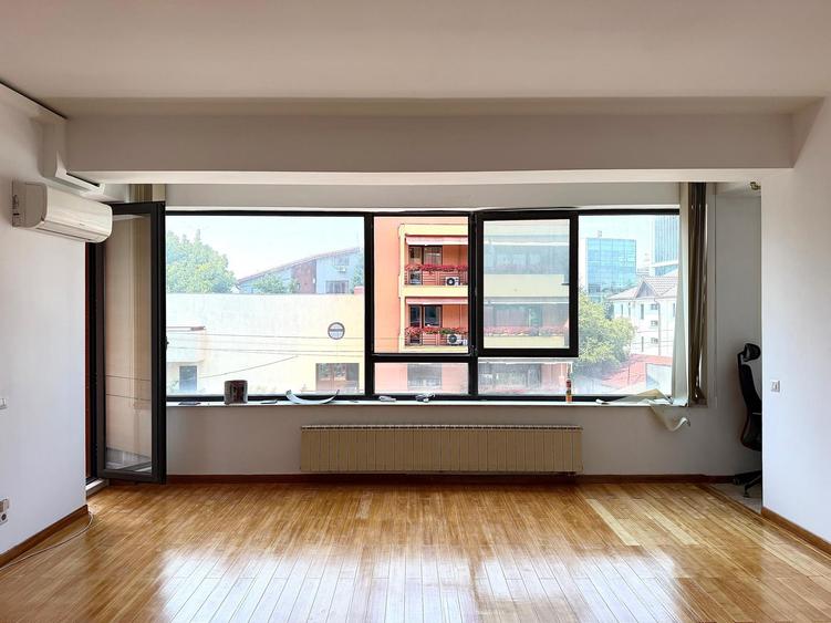 Aviatiei / Caramfil Office / Spatiu de birou '70 Mp / Parcare Opțional
