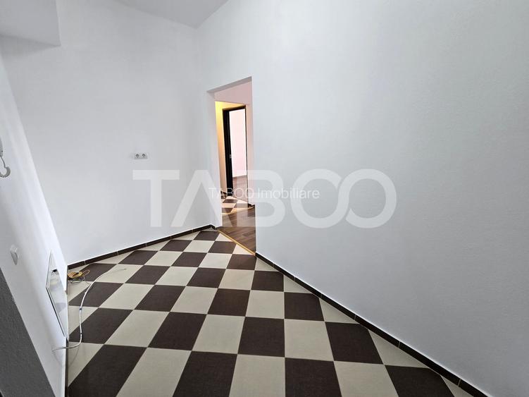 Apartament 2 camere etaj 2 balcon lift Doamna Stanca Sibiu Comision 0 - 17